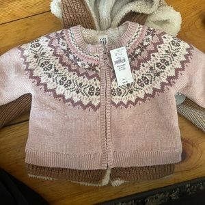 BABY GAP SWEATER